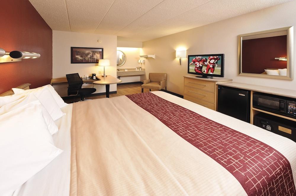 Red Roof Inn Detroit - Royal Oak/Мадисон-Хайтс Экстерьер фото