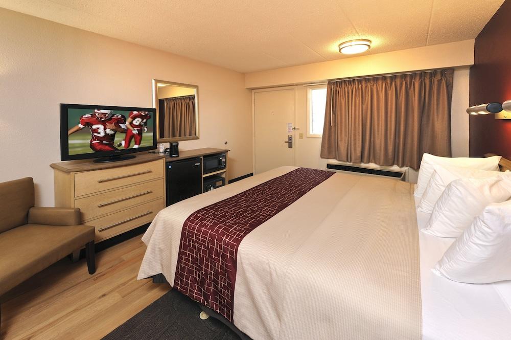 Red Roof Inn Detroit - Royal Oak/Мадисон-Хайтс Экстерьер фото